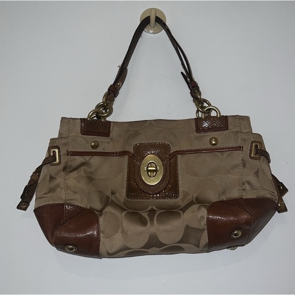 AMBER I BUY YOUR PURSES - Picture 3 of 8